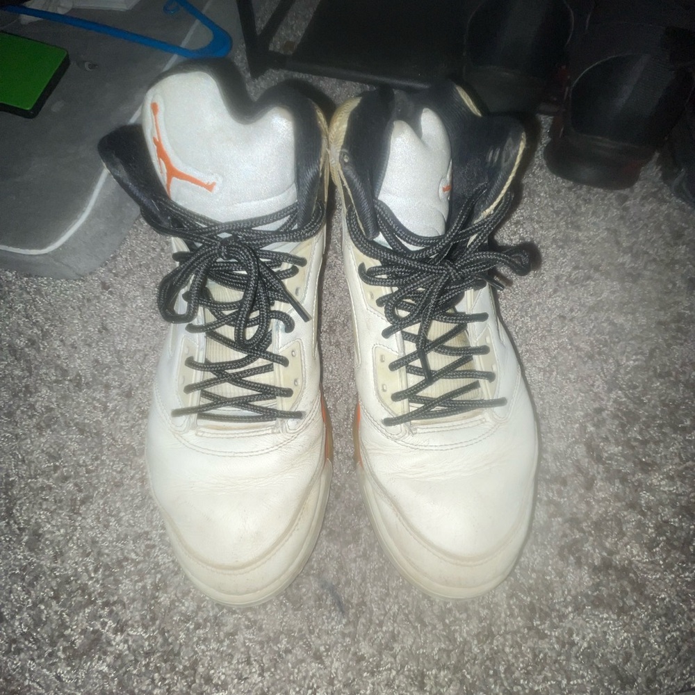 Men's White and Black Sneakers